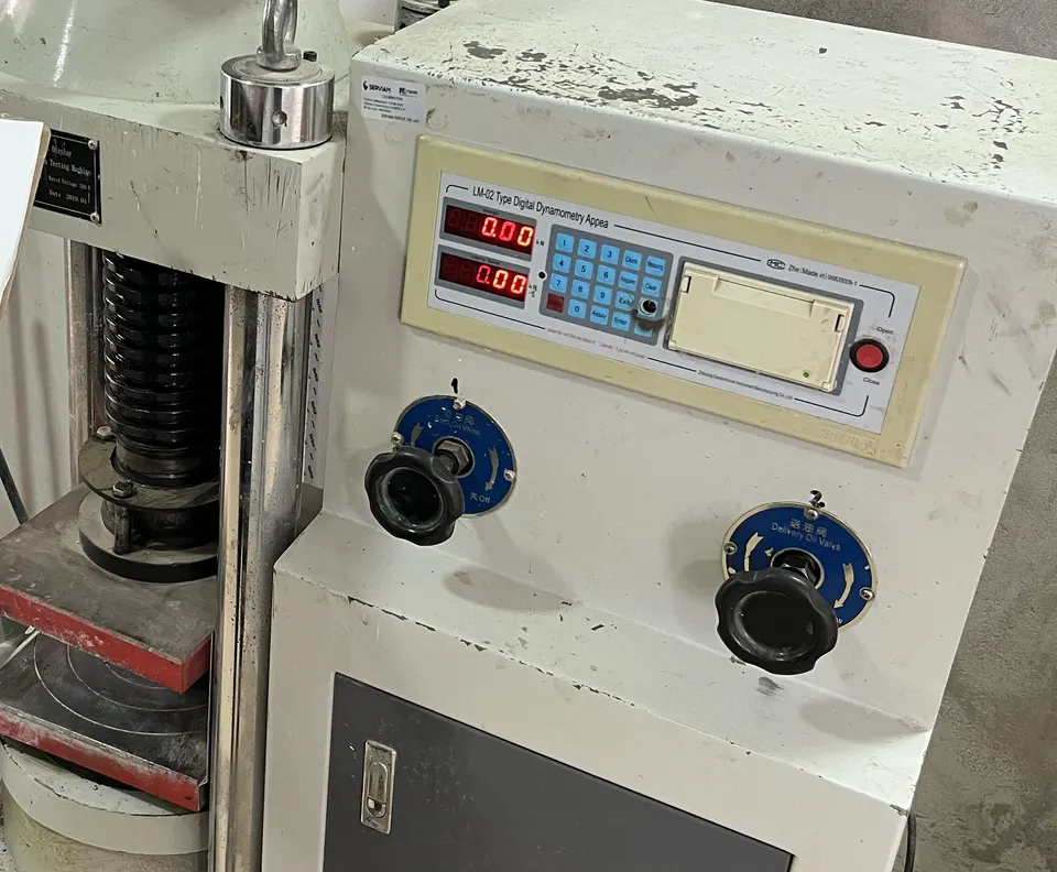 Prensa de compresión digital del laboratorio de Ulmen